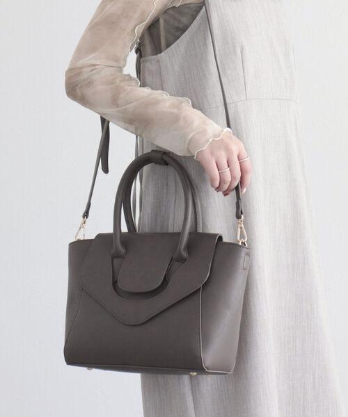 fredy emue（フレディエミュ）の「【maison vert/メゾンヴェール】フラップハンドバッグ（トートバッグ・レディース・ブラック/グレイッシュベージュ・FREE）」の13枚目の写真