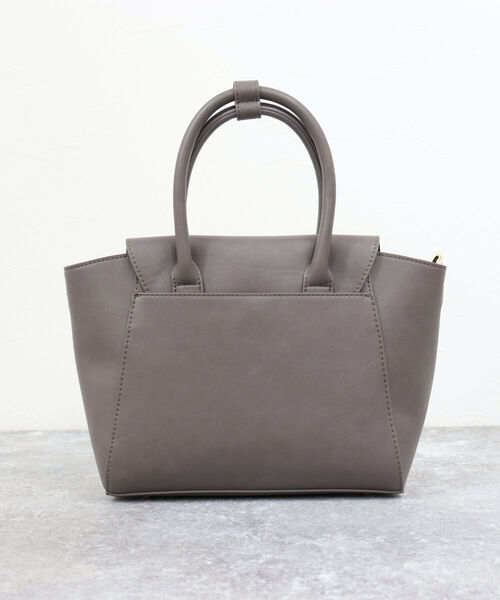 fredy emue（フレディエミュ）の「【maison vert/メゾンヴェール】フラップハンドバッグ（トートバッグ・レディース・ブラック/グレイッシュベージュ・FREE）」の16枚目の写真
