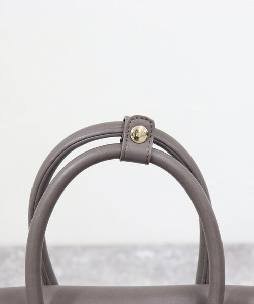 fredy emue（フレディエミュ）の「【maison vert/メゾンヴェール】フラップハンドバッグ（トートバッグ・レディース・ブラック/グレイッシュベージュ・FREE）」の21枚目の写真