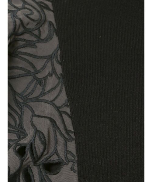 LAGUNAMOON（ラグナムーン）の「フリルエンブロイダリーニットプルオーバー（ニット/セーター・レディース・ブラック/アイボリー/ブルー・FREE）」の19枚目の写真