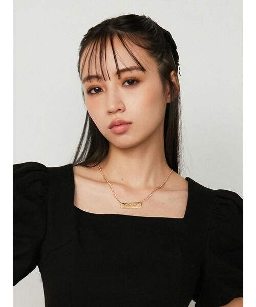 CALNAMUR(カルナムール)の「チャーム付きリボンヘアアクセセット(バレッタ/ヘアクリップ・レディース・ブラック・FREE)」の4枚目の写真