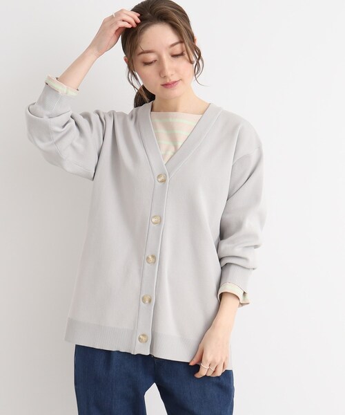 SHOO・LA・RUE(シューラルー)の「◆もちっと軽い!スポンディッシュVネックカーディガン(カーディガン/ボレロ・レディース・ピンク系/ナチュラル/ブラック/グリーン・00)」の2枚目の写真