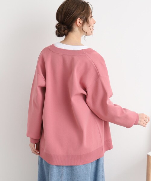 SHOO・LA・RUE(シューラルー)の「◆もちっと軽い!スポンディッシュVネックカーディガン(カーディガン/ボレロ・レディース・ピンク系/ナチュラル/ブラック/グリーン・00)」の22枚目の写真