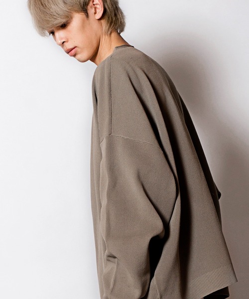 NO ID.（ノーアイディ）の「【NO ID.】Changing V Neck Cardigan / チェンジング V ネック カーディガン（カーディガン/ボレロ・メンズ・ブラック/グレー/ブルーグリーン/グレイッシュベージュ・ONE SIZE）」の7枚目の写真