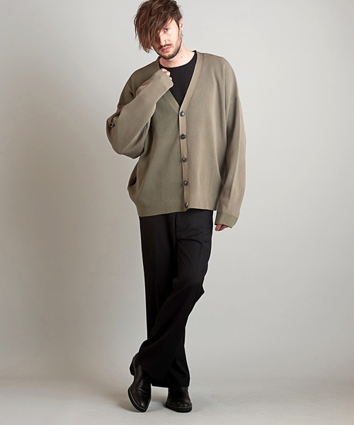 NO ID.（ノーアイディ）の「【NO ID.】Changing V Neck Cardigan / チェンジング V ネック カーディガン（カーディガン/ボレロ・メンズ・ブラック/グレー/ブルーグリーン/グレイッシュベージュ・ONE SIZE）」の21枚目の写真