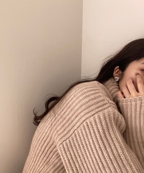 lawgy(ラウジー)の「double square pierce(ピアス(両耳用)・レディース・ゴールド/シルバー・FREE)」の16枚目の写真