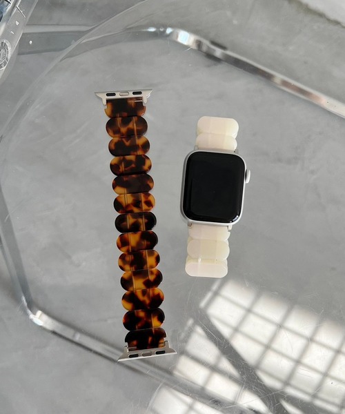 Me%(ミィパーセント)の「アクリルブレスAppleWatchバンド(デジタル腕時計・レディース・ブラウン/アイボリー・MEDIUM)」の3枚目の写真