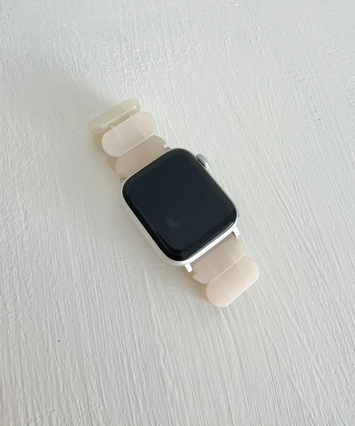 Me%(ミィパーセント)の「アクリルブレスAppleWatchバンド(デジタル腕時計・レディース・ブラウン/アイボリー・MEDIUM)」の6枚目の写真