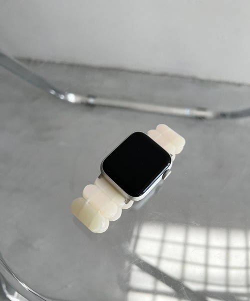 Me%(ミィパーセント)の「アクリルブレスAppleWatchバンド(デジタル腕時計・レディース・ブラウン/アイボリー・MEDIUM)」の9枚目の写真