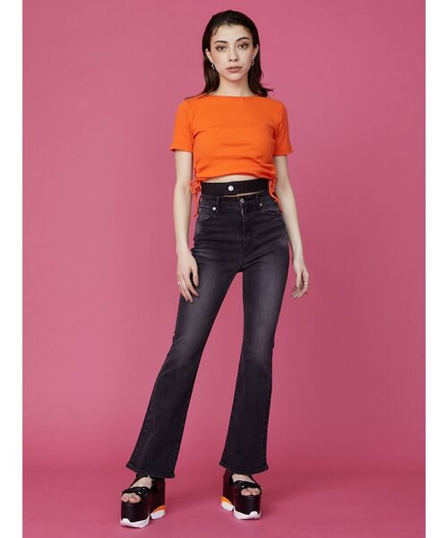 EVRIS（エヴリス）の「ウエストデザインフレアデニムパンツ（デニムパンツ・レディース・ブラック/ライトブルー・SMALL/MEDIUM）」の11枚目の写真