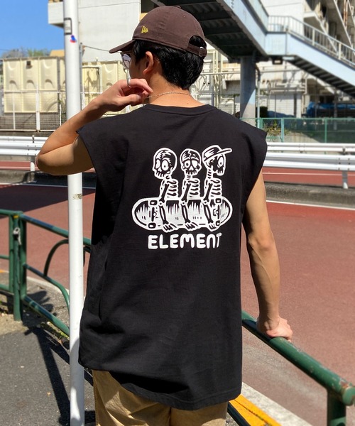 ELEMENT（エレメント）の「ELEMENT/エレメント×TIMBER!コラボモデル オーバーサイズ バックプリントタンクトップ/ノースリーブ BD021-352（タンクトップ・メンズ・ブラック×ブラック/ホワイト×ブラック・M/XL/L）」の12枚目の写真