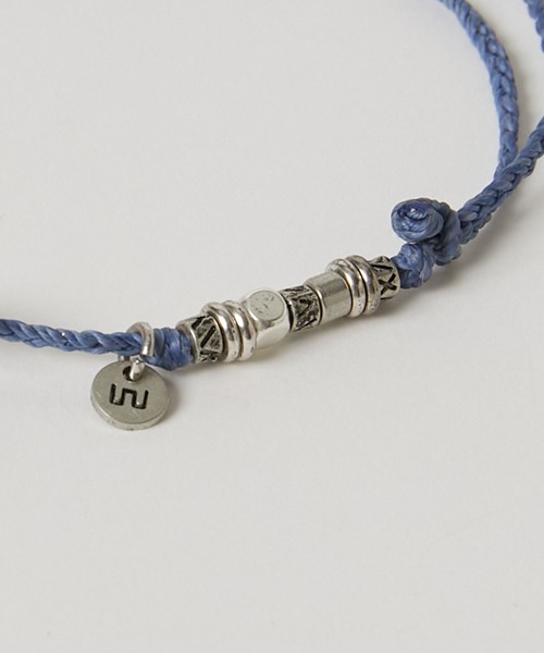 wakami(ワカミ)の「wakami/ワカミ 2 Strands アンクレット(アンクレット・メンズ・レッド/ブルー/オリーブ/ベージュ・FREE)」の19枚目の写真