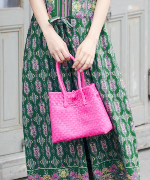 salle de bal(サルデバル)の「パサールバッグ スクエア SS Pasar BAG SS TCI(トートバッグ・レディース・ゴールド/ライトグレー/ブラック系その他/パープル/ラベンダー/イエロー/ライトピンク/ピンク/ライトグリーン/レッド系/その他2/グリーン系その他/その他1・XS)」の9枚目の写真