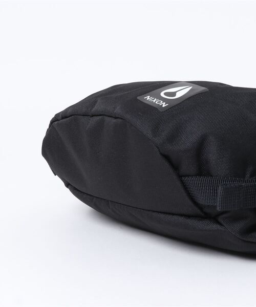 NIXON（ニクソン）の「【NIXON/ニクソン】Trestles Hip Pack JP 3L　　容量3L　ヒップバッグ　ボディバッグ　ウエストポーチ　ウエストバッグ ブランドロゴ（ボディバッグ/ウエストポーチ・メンズ・ブラック・FREE）」の16枚目の写真