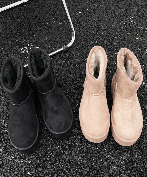 Shoes in Closet（シューズインクローゼット）の「軽量厚底