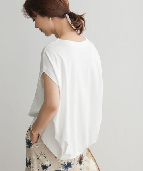 URBAN RESEARCH DOORS(アーバンリサーチドアーズ)の「コットンバックタックフレンチプルオーバー(Tシャツ/カットソー・レディース・ブラック/オフホワイト/ブルー系その他/パープル・MEDIUM)」の7枚目の写真