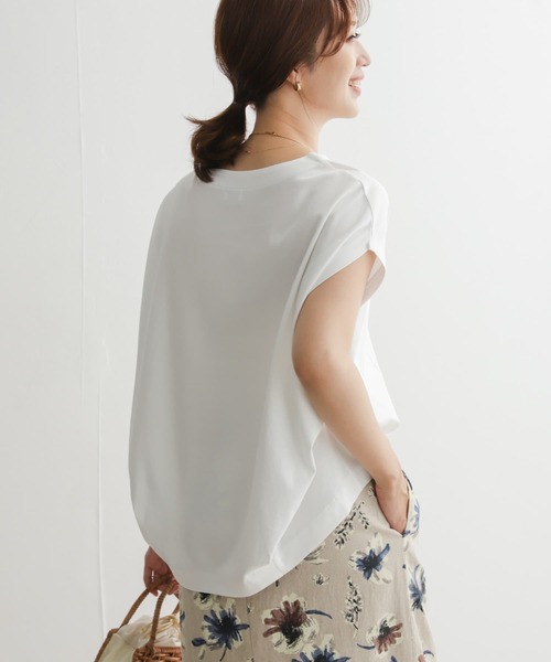 URBAN RESEARCH DOORS(アーバンリサーチドアーズ)の「コットンバックタックフレンチプルオーバー(Tシャツ/カットソー・レディース・ブラック/オフホワイト/ブルー系その他/パープル・MEDIUM)」の9枚目の写真