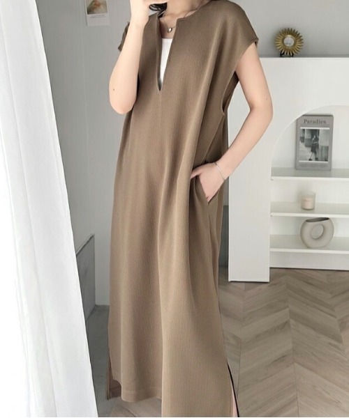 Burner（バーナー）の「【OKUOKU　0909】 ワンピース / プルオーバー / ロング oku-onepiece-713429635249-36 U（ワンピース・レディース・ベージュ/ブラック・L/M）」の11枚目の写真