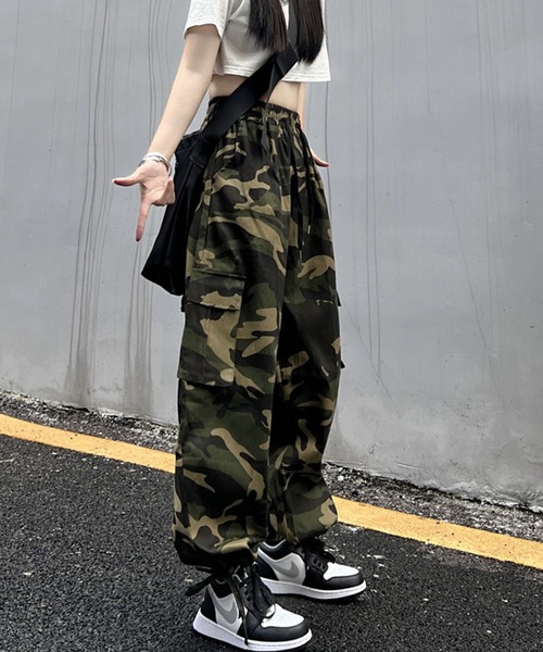 meJane(ミージェーン)の「カモフラージュパンツ(カーゴパンツ・レディース・カモフラージュ・M/L)」の3枚目の写真
