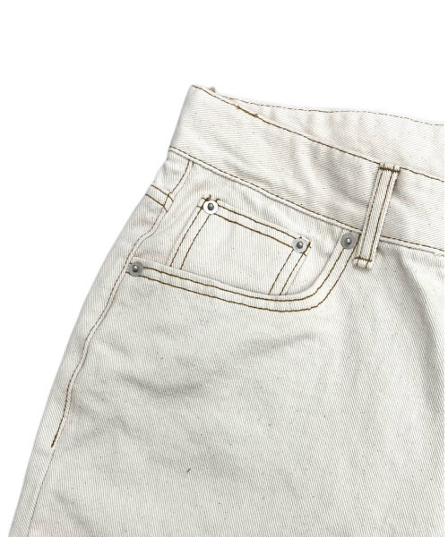RENOL（レノル）の「韓国ファッション RENOL レノル stitch denim pants ステッチ デニムパンツ ストレートデニム ジーンズ 長ズボン（デニムパンツ・メンズ・ライトベージュ・S/M/L）」の11枚目の写真