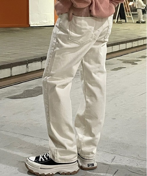 RENOL（レノル）の「韓国ファッション RENOL レノル stitch denim pants ステッチ デニムパンツ ストレートデニム ジーンズ 長ズボン（デニムパンツ・メンズ・ライトベージュ・S/M/L）」の8枚目の写真