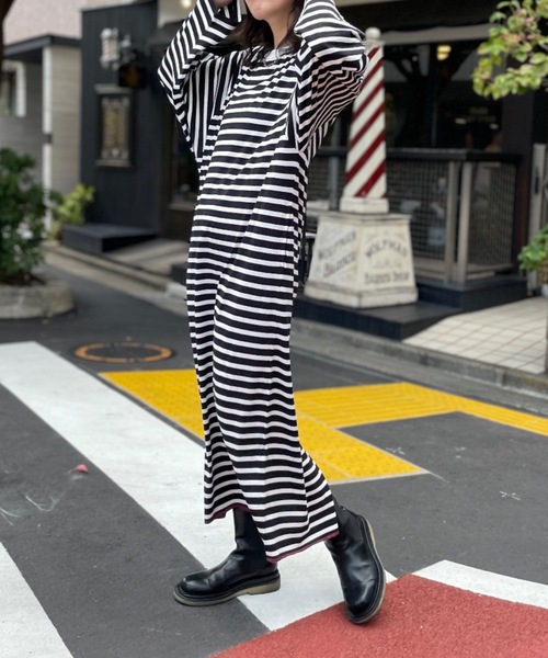 mi via loca(ミヴィアロカ)の「ビッグスリーブ ラグランTシャツワンピース(ワンピース・レディース・グレー/ブラック×ホワイト/スミクロ/ブルー・FREE)」の3枚目の写真