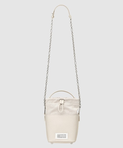 Maison Margiela（メゾンマルジェラ）の「SHOULDER BAG（ハンドバッグ・メンズ・レッド系その他/その他1/その他/キャメル/その他2/ブラック/グレイッシュベージュ・ONE SIZE）」の3枚目の写真