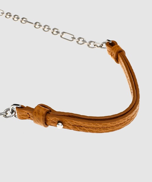 Maison Margiela（メゾンマルジェラ）の「SHOULDER BAG（ハンドバッグ・メンズ・レッド系その他/その他1/その他/キャメル/その他2/ブラック/グレイッシュベージュ・ONE SIZE）」の11枚目の写真