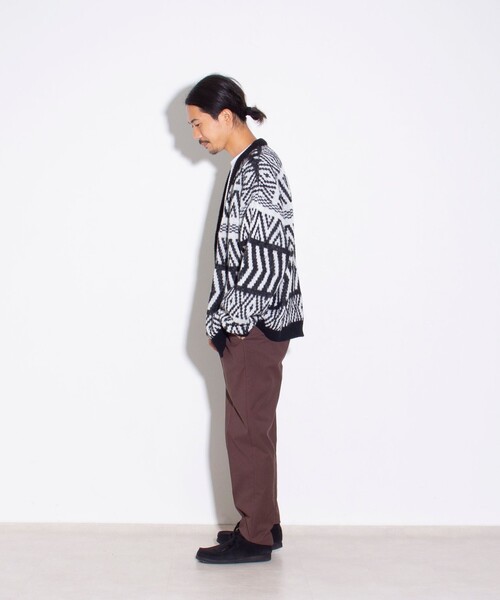 GLOSTER(グロスター)の「【限定展開】モヘヤライクカーディガン(グラデーション/ジオメトリック/チェック/レオパード)(カーディガン/ボレロ・メンズ・グレー/ブルー/ブラック系その他/ブラック系その他2/グリーン/キャメル/ベージュ/オレンジ・M/L/XL)」の15枚目の写真