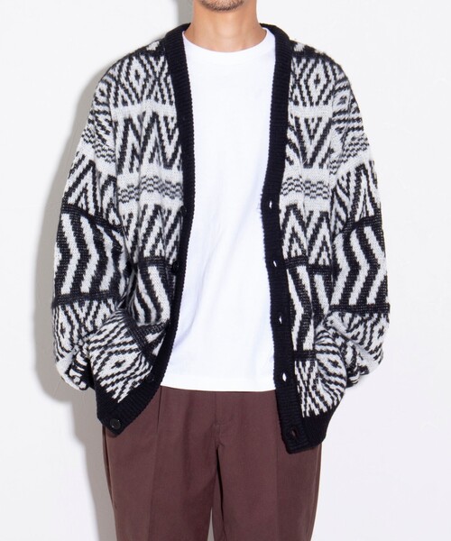 GLOSTER(グロスター)の「【限定展開】モヘヤライクカーディガン(グラデーション/ジオメトリック/チェック/レオパード)(カーディガン/ボレロ・メンズ・グレー/ブルー/ブラック系その他/ブラック系その他2/グリーン/キャメル/ベージュ/オレンジ・M/L/XL)」の19枚目の写真