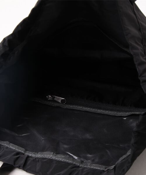 SPINNS(スピンズ)の「ナイロンナップサック(バックパック/リュック・メンズ・グレー/ブラック・ONESIZE)」の5枚目の写真