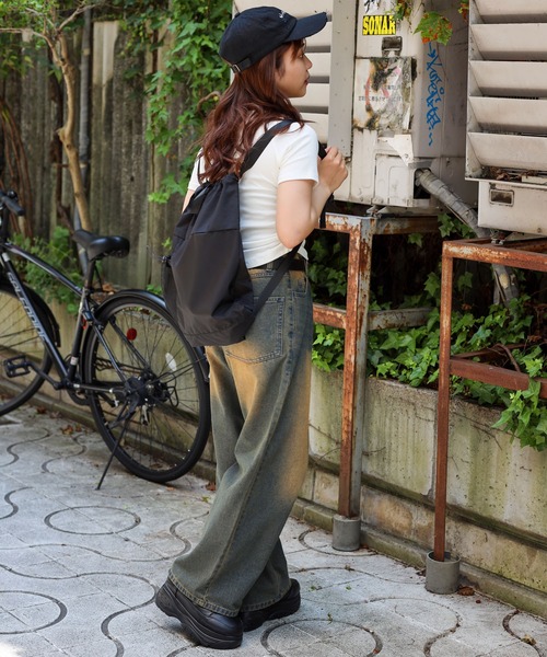 SPINNS(スピンズ)の「ナイロンナップサック(バックパック/リュック・メンズ・グレー/ブラック・ONESIZE)」の22枚目の写真