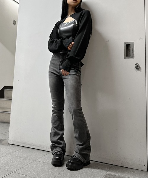 LVEU.(ラブユ.)の「【LVEU.】アシメレイヤードニット / トップス ニット 羽織り アシンメトリー アシメ クロップド ショート丈 ブラック カーキ オリジナル(ニット/セーター・レディース・カーキ/ブラック・FREE)」の5枚目の写真