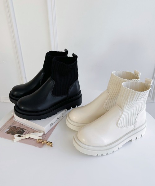 Loueme(ルエム)の「ボリュームソールソックスブーツ(ブーツ・レディース・アイボリー/ブラック・23.5cm/24.5cm)」の11枚目の写真