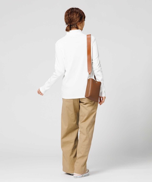 BACK NUMBER(バックナンバー)の「【BACK NUMBER】【エクストラサーモ】タートルネック長袖Tシャツ(Tシャツ/カットソー・レディース・ブラック×ホワイト/オフホワイト/ブラック・M/L)」の11枚目の写真