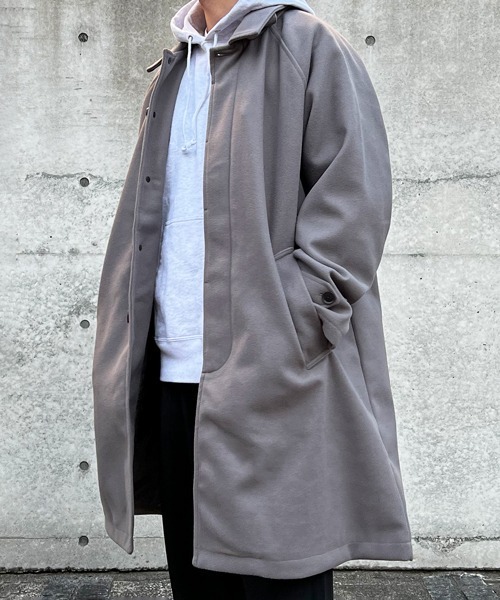 CERCA（チェルカ）の「【BEL】ウールライク チンストラップ付ステンカラーコート(BG/)（ステンカラーコート・メンズ・チャコールグレー/グレイッシュベージュ/ブラック/ブラウン・MEDIUM/LARGE）」の16枚目の写真