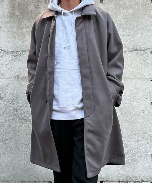 CERCA（チェルカ）の「【BEL】ウールライク チンストラップ付ステンカラーコート(BG/)（ステンカラーコート・メンズ・チャコールグレー/グレイッシュベージュ/ブラック/ブラウン・MEDIUM/LARGE）」の17枚目の写真