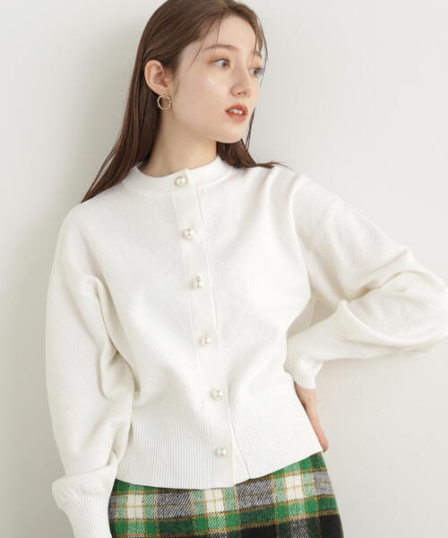N.（N. Natural Beauty Basic）（エヌエヌナチュラルビューティーベーシック）の「◆パールボタンカノコニットカーディガン（カーディガン/ボレロ・レディース・オフホワイト/チャコール/レッド・MEDIUM）」の7枚目の写真