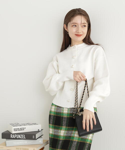 N.（N. Natural Beauty Basic）（エヌエヌナチュラルビューティーベーシック）の「◆パールボタンカノコニットカーディガン（カーディガン/ボレロ・レディース・オフホワイト/チャコール/レッド・MEDIUM）」の10枚目の写真