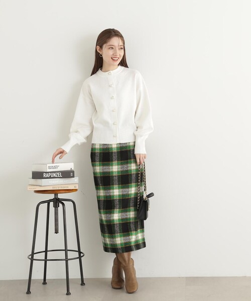 N.（N. Natural Beauty Basic）（エヌエヌナチュラルビューティーベーシック）の「◆パールボタンカノコニットカーディガン（カーディガン/ボレロ・レディース・オフホワイト/チャコール/レッド・MEDIUM）」の13枚目の写真