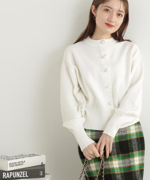 N.（N. Natural Beauty Basic）（エヌエヌナチュラルビューティーベーシック）の「◆パールボタンカノコニットカーディガン（カーディガン/ボレロ・レディース・オフホワイト/チャコール/レッド・MEDIUM）」の15枚目の写真