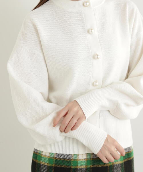 N.（N. Natural Beauty Basic）（エヌエヌナチュラルビューティーベーシック）の「◆パールボタンカノコニットカーディガン（カーディガン/ボレロ・レディース・オフホワイト/チャコール/レッド・MEDIUM）」の20枚目の写真