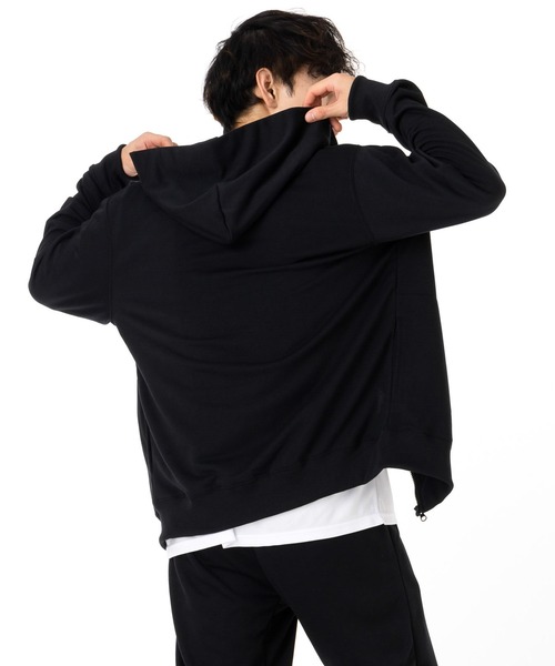 NEW ERA（ニューエラ）の「ニューエラ パフォーマンスアパレル パーカージップアップ 吸汗速乾性（パーカー・メンズ・ブラック・XXL/XL/L/M）」の11枚目の写真