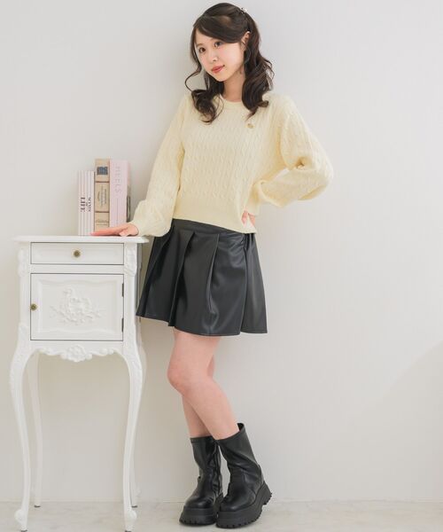 ems excite（エムズエキサイト）の「ロゴプレートケーブルNT（ニット/セーター・レディース・ベージュ/ダークブルー/ナチュラル/ブルー・FREE）」の5枚目の写真