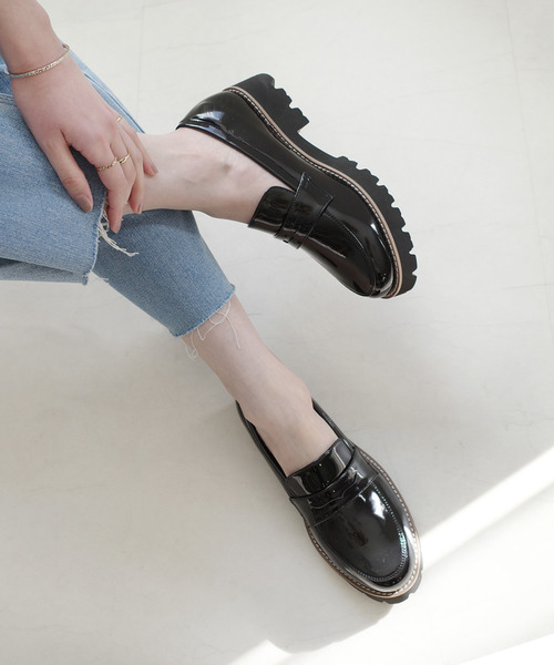 AmiAmi(アミアミ)の「軽量!厚底トラックソールコインローファー(ローファー・レディース・ブラック系その他/ブラック/ブラック系その他2/ブラック系その他3・L/LL/M/S/SS)」の8枚目の写真