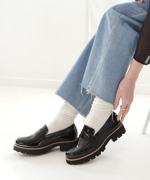 AmiAmi(アミアミ)の「軽量!厚底トラックソールコインローファー(ローファー・レディース・ブラック系その他/ブラック/ブラック系その他2/ブラック系その他3・L/LL/M/S/SS)」の11枚目の写真