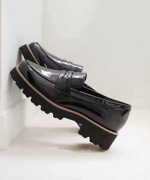 AmiAmi(アミアミ)の「軽量!厚底トラックソールコインローファー(ローファー・レディース・ブラック系その他/ブラック/ブラック系その他2/ブラック系その他3・L/LL/M/S/SS)」の18枚目の写真