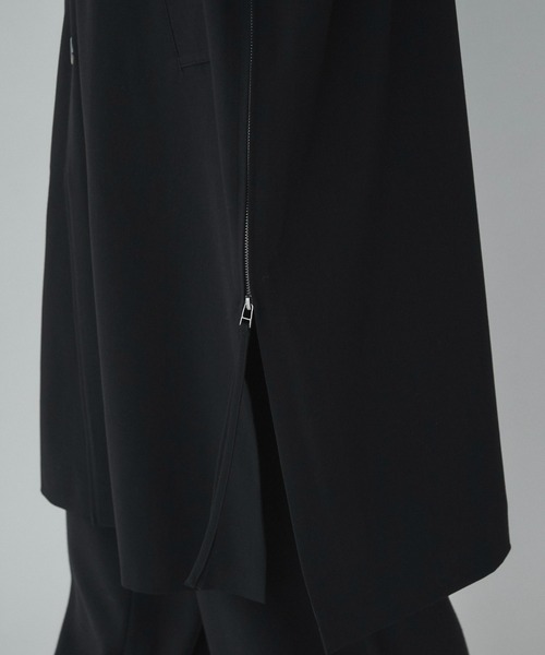 LUCY（ルーシー）の「LUCY/TRルーズステンカラーコート（トレンチコート・メンズ・ブラック・MEDIUM/LARGE）」の16枚目の写真