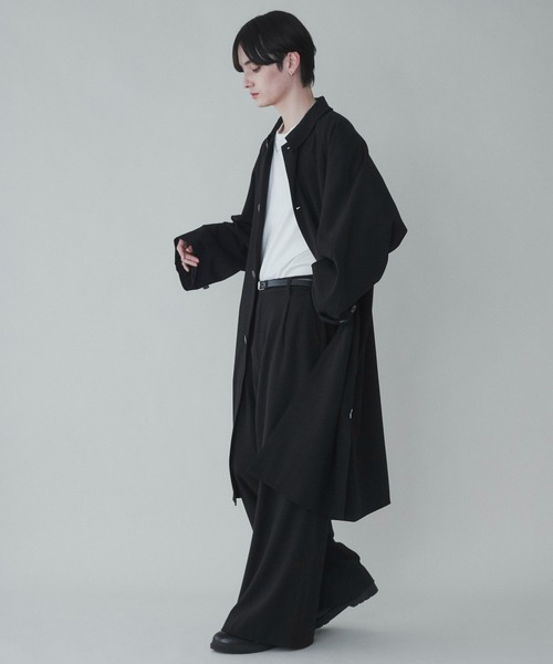 LUCY（ルーシー）の「LUCY/TRルーズステンカラーコート（トレンチコート・メンズ・ブラック・MEDIUM/LARGE）」の19枚目の写真