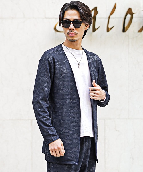 SOMEDIFF（サムディフ）の「【SOMEDIFF】フクレ型押し総柄カレンダー加工ボタンレスカーデディガン メンズ（カーディガン/ボレロ・メンズ・ブラック/ネイビー・M/L/XL）」の21枚目の写真